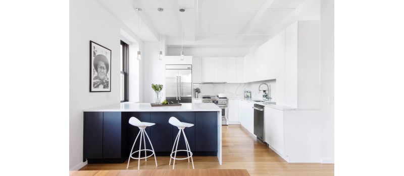 Blue and White Kitchen Décor: What Are Its Primary Benefits? Blue and White Kitchen Décor: What Are Its Primary Benefits?